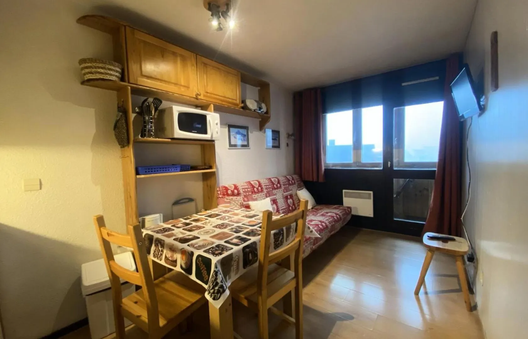 Apartment Residence Arcelle - Val Thorens Location: Studio Cabine En Plein Centre De La Station Mae-9104